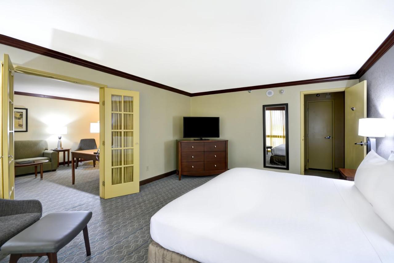 Crowne Plaza Tulsa Hotel Southern Hills Rom bilde