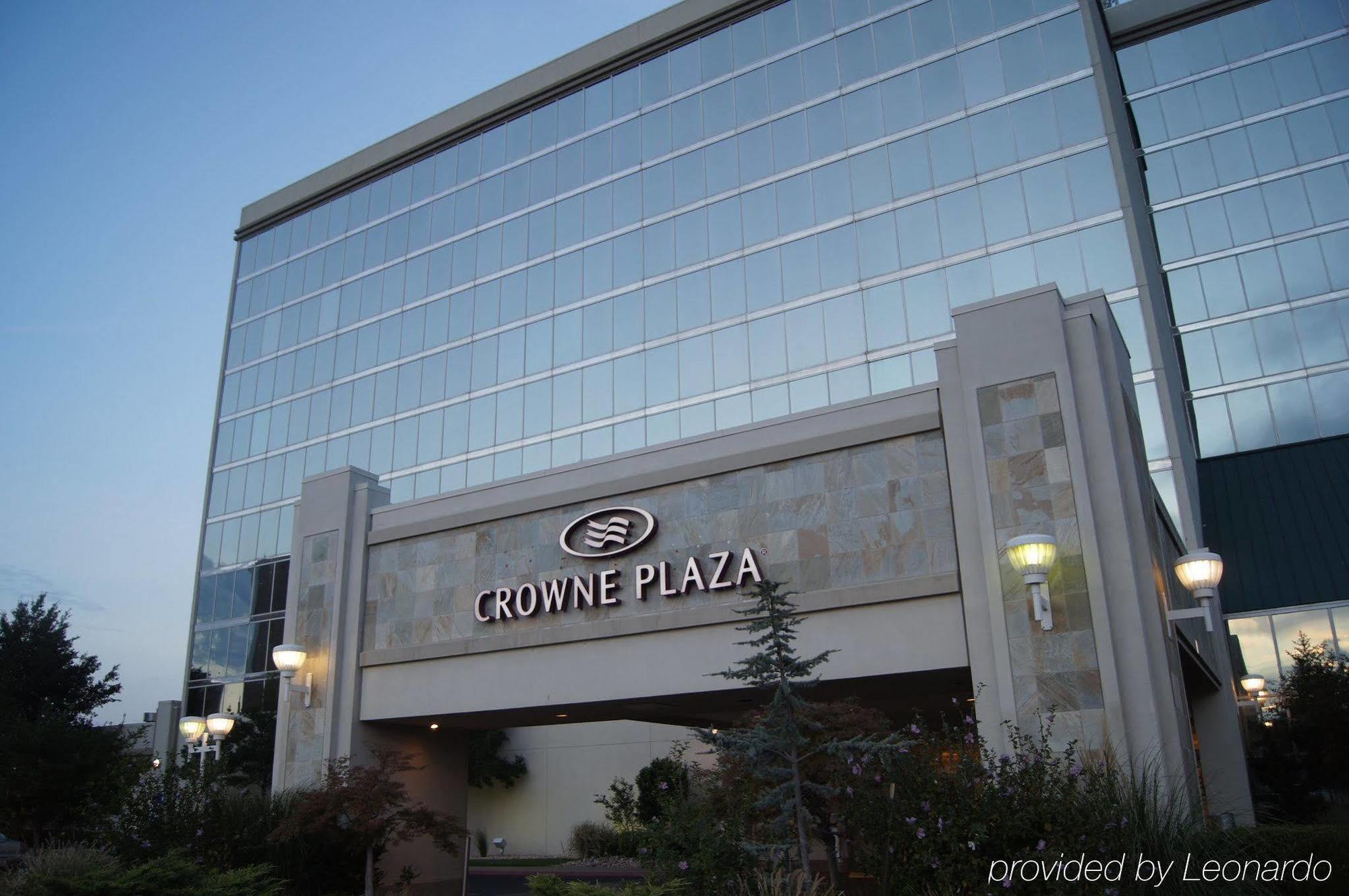 Crowne Plaza Tulsa Hotel Southern Hills Eksteriør bilde