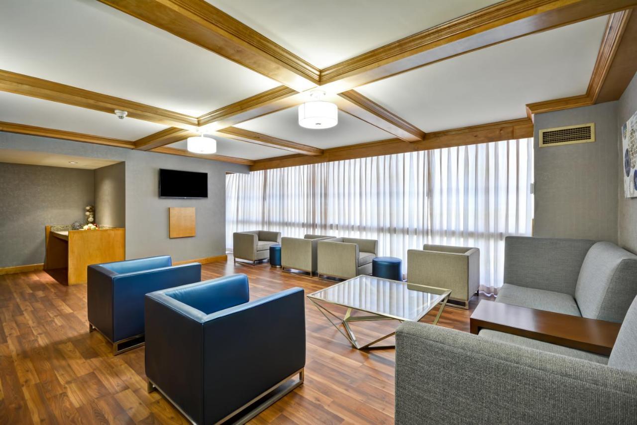Crowne Plaza Tulsa Hotel Southern Hills Eksteriør bilde