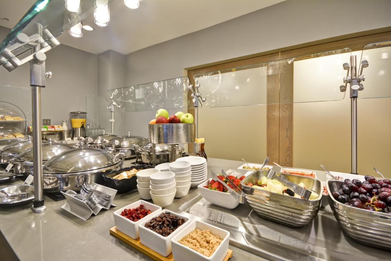 Crowne Plaza Tulsa Hotel Southern Hills Eksteriør bilde